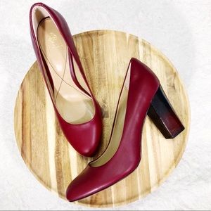 ISOLA • Gradient Wood Stacked Eleni ll Pumps